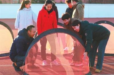 竞技宝JJB注册“这样的大哥哥大姐姐我们喜欢”(图7)