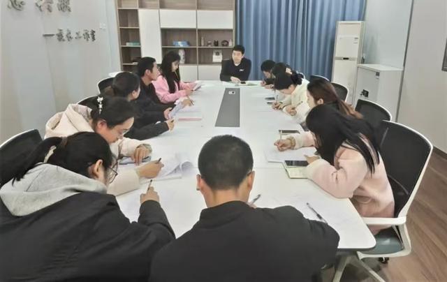 竞技宝JJB登录郑州管城区外国语牧歌小学：以特色体育课程绘牧歌教育华章(图4)
